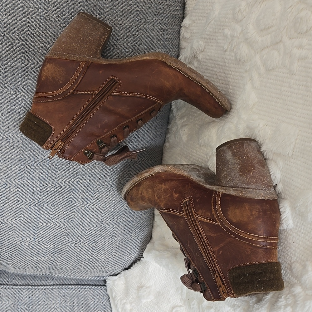 Clark's leather boots